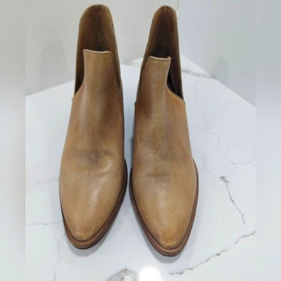 Free People Charm Double V Ankle Boot butterfly soft western Leather Tan sz 7.5 - Picture 5 of 13